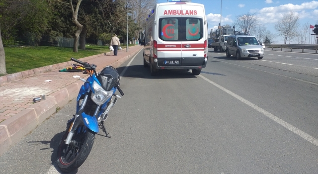 Tekirdağ’da yaralanan motosiklet sürücüsüne müdahaleyi çarptığı ambulanstaki ekip yaptı