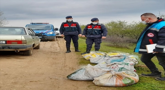 Kırklareli’nde kaçak avcılarca baraj gölüne serilen 800 metre ağ ele geçirildi