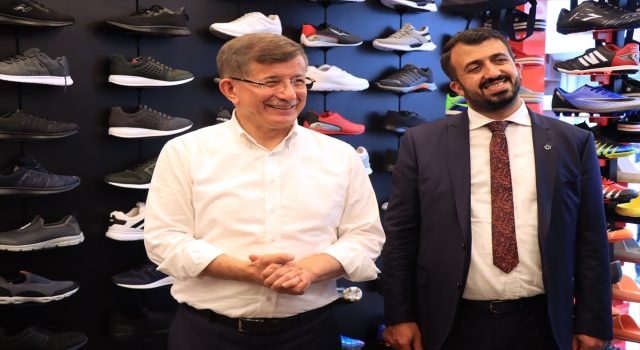 DAVUTOĞLU, KIRKLARELİ’NDE ÇİFTÇİLERLE BULUŞTU