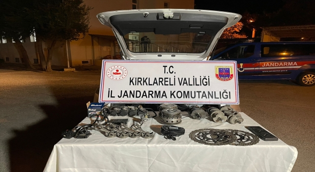 Kırklareli’nde Bulgaristan’dan kaçak getirilen motosiklet yedek parçaları ele geçirildi