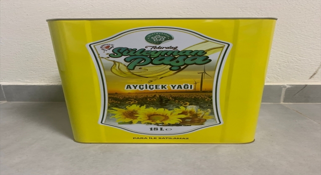 Tekirdağ’da belediyenin ürettiği ayçiçek yağı ihtiyaç sahiplerine dağıtılacak