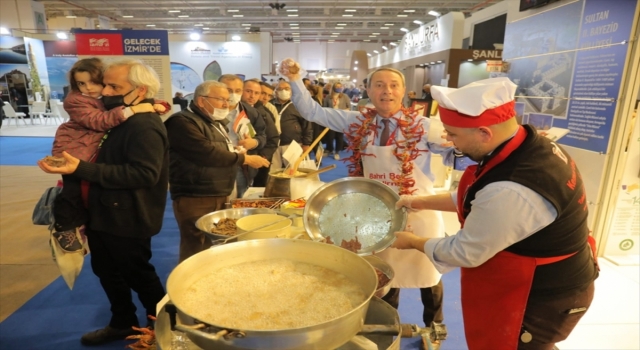 ”Travel Turkey İzmir” fuarında, Edirne tava ciğeri kuyruğu 