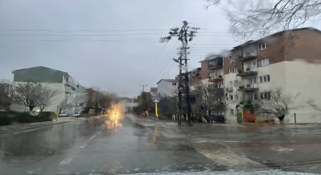 Edirne’de sağanak hayatı olumsuz etkiledi