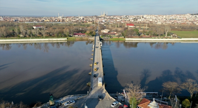 Edirne’de yağışlar nehir debilerini artırdı 