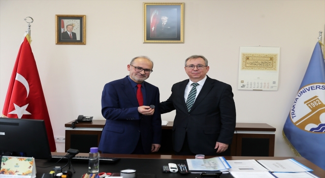 Trakya Üniversitesi İlahiyat Fakültesi Dekanlığına Prof. Dr. Ali Öztürk atandı