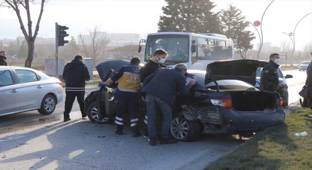 Edirne’deki zincirleme trafik kazasında bir kişi yaralandı