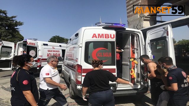 Edirne’de yaşlı adam parkta 2 kişiyi bıçakladı, o anlar kameraya yansıdı