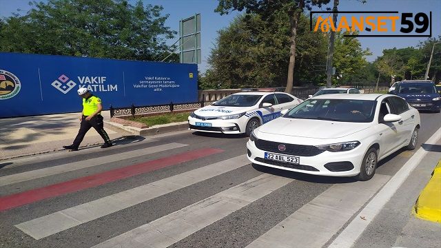 Edirne’de yaya geçidinde otomobilin çarptığı 2 kişi yaralandı