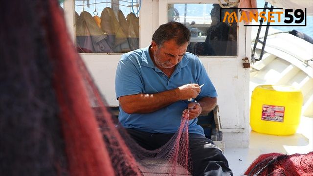 Tekirdağlı balıkçılar denize ağ atmak için gün sayıyor