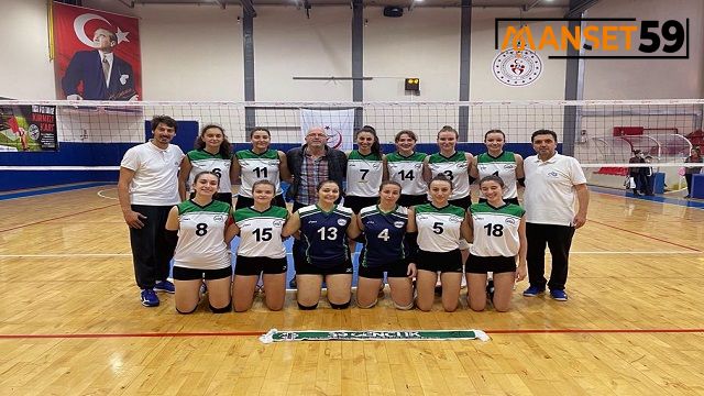 ÇBSK Voleybol Takımı Lige Galibiyet İle Başladı