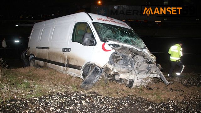 Çerkezköy’de ata çarpan minibüsün sürücüsü yaralandı