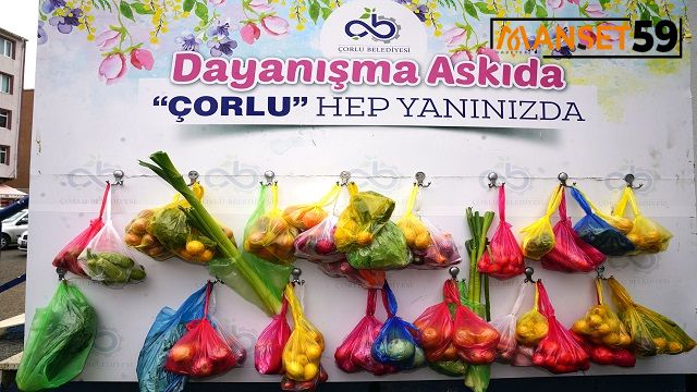 "DAYANIŞMA ASKIDA, ÇORLU HEP YANINIZDA"