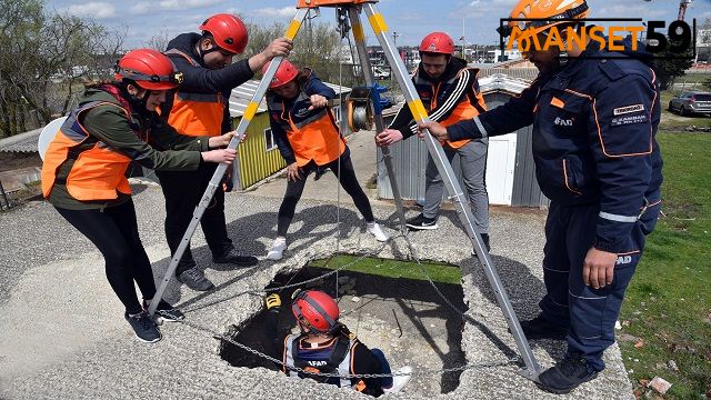 ÇORLU BELEDİYESİ ARAMA KURTARMA EKİBİ SAHA EĞİTİMLERİ DEVAM EDİYOR