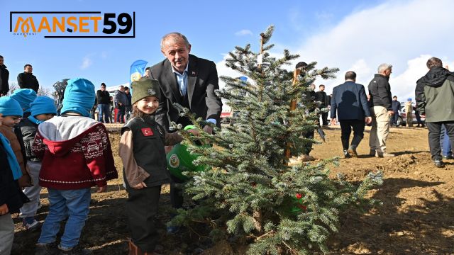 Başkan Uzunlar 100. Yıl onuruna fidan dikti