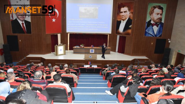 Tekirdağ NKÜ’de “Atatürk ve Cumhuriyet” Konulu Konferans ve İmza Günü Düzenlendi