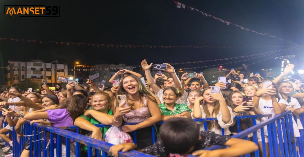 Saray’da Aleyna Tilki izdihamı